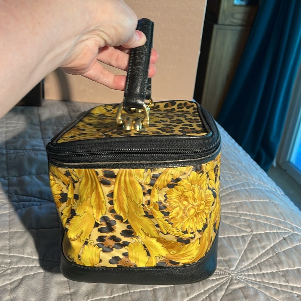 Gianni Versace Makeup Train Case - image 3